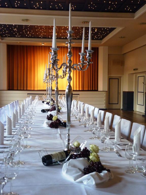 Buescher'S Hotel Und Restaurant بيليفيلد المظهر الخارجي الصورة